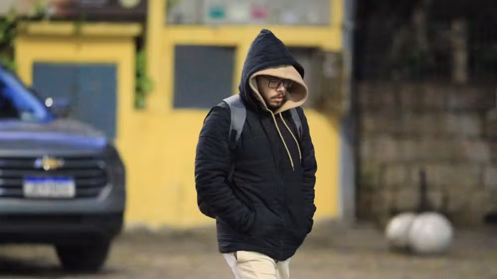 Porto Alegre registra a menor temperatura do ano e mais de 20 cidades do RS têm temperaturas negativas; confira as mínimas
